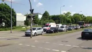 RTW DRK Stadtmitte - 18-83-01 / Stau - Autofahrer reagieren nicht