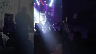O REFRÃO MAIS CANTADO PELO PUBLICO