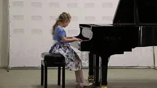 Сухова Арина, 7 лет, Москва, Мазурка
