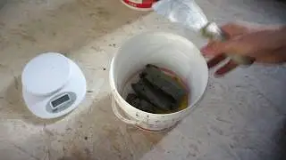 Работа с ЭПОКСИДНОЙ ЗАТИРКОЙ для плитки ПРОЩЕ ПРОСТОГО! САМЫЙ БЫСТРЫЙ СПОСОБ ЗАТИРКИ ШВОВ ПЛИТКИ!