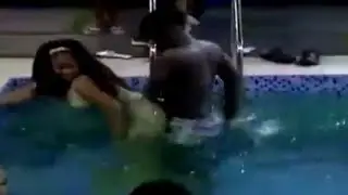 BBnaija: Phyna giving Bryann hot lap dance in the pool party
