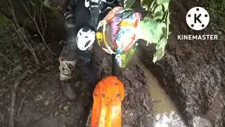 По треку RamHill22 Золото после дождей вдвоем ktm 450exc&300tpi. Чуть не остались ночевать в овраге.
