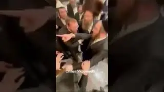 Хасиды топчут флаг россии. Лавров дотрынделся
