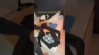 QR Code Hoodie 🤯