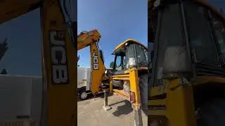 У индийского эп JCB 3CX есть одно преимущество перед aнглийской модели JCB 3CX