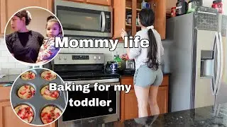 Mommy Vlog | Toddler Approved Banana Chocolate Chip Muffins + Dealing With Mom Guilt..