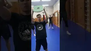 Ребята стараются  Ребятам лайк. ОФП в клубе ММА Территория.