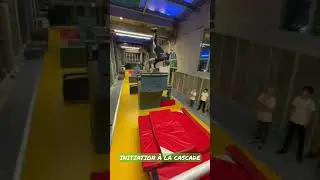 INITIATION À LA CASCADE ET AUX CHUTES POUR DES JEUNES