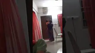 Утро в семье индийских банкиров.