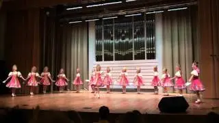 Задорный  танец.