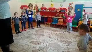 Музыкальной занятие в первой младшей группе