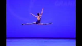 Inside the ballet class: Grand pas jetes in combination with grand pas de chat (Vaganova technique)