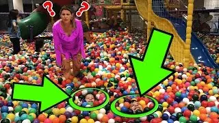 ESCONDE-ESCONDE - VALENTINA E VICTOR GABRIEL - COM DISFARCE DE BOLINHAS