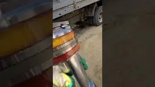 Разобрали гидроцилиндр на Case. Видны задиры
