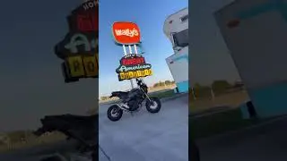 Cannonball Honda Grom Meets Wally’s #hondagrom #wallys #route66 #cannonballrun