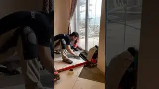 Установка внутрипольного конвектора.