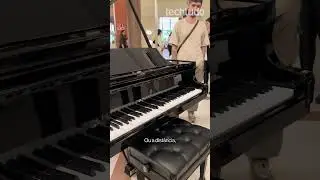 Piano que toca sozinho? Parece magia, mas é tecnologia!  #techtudo