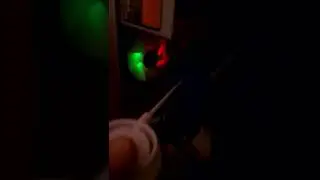 Добыл свет сжатым воздухом (??1!17!?17)