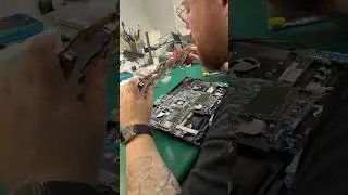 Laptop Haier Горячий Шум!