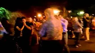 Танго-флешмоб у фонтана. Клуб 