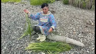 Лепхэ - традиционная ительменская корзина. Мастер - Лидия Кручинина.