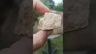 Искусственный камень из цемента и плиточного клея.