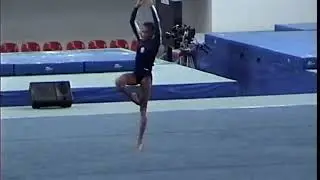 Mirabella Akhunu (UKR) Floor Event Final 2002 Jr European Championships