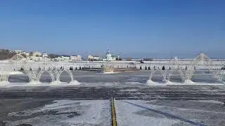 Красная Площадь в центре Чебоксар. Много треугольников.