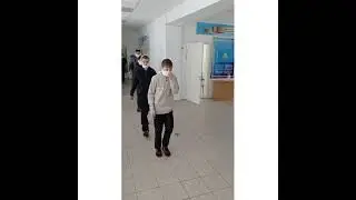 Эвакуация из здания школы.