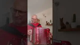 Красная Армия всех сильней! Garmonika.