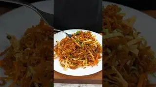 Maggi Bhel ASMR #shorts #crunchytreats #recipe #asmrcooking #food #asmr #streetfood #maggi