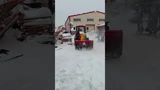 Малыш мтз-320.4 со снегоочистителем ст-1500
