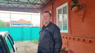 Свиные  маринованные рёбрышки с картофелем в духовке. Салат из свежих овощей.Сладкие покупки
