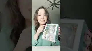 Mallorie Rodak, Frieren's English VA, Unboxes a Special Gift from 