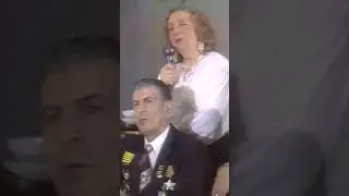 Певица Ружена Сикора пела перед бойцами