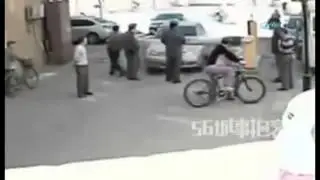 Kadın sürücü kızarsa bakın ne yapar :)
