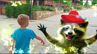 Настя в зоопарке