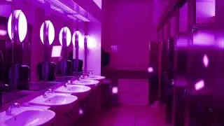 Yosemite by Travis Scott but you´re in a bathroom