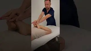Растяжка мышц бедра 