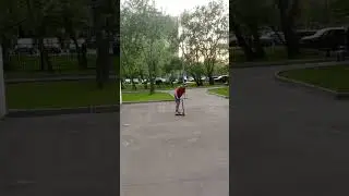 Фингер вип флэт на самокате(Finger whip flat on scooter)