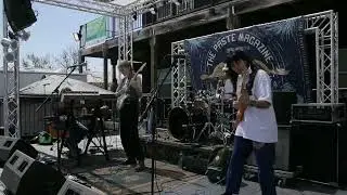 Mamalarky live at Paste x Women That Rock