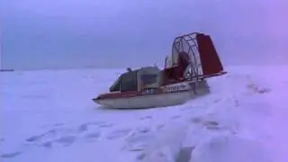 Езда по торосам на аэросанях в МЧС Архангельска