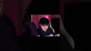 СОНЯ ЗАШЛА НА СТРИМЕ😂