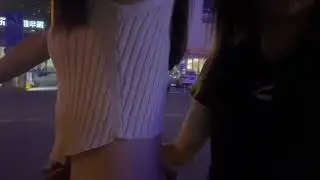 허리가 예술 작품인데?