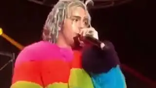 Lil Pump включил на своем концерте трек XXXTentacion - "Look At Me!"