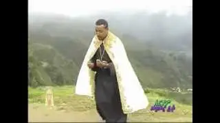 ታዴዎስ ግርማ - - - - - - - - ብርሃን የለበሠ