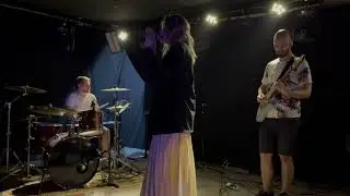 Наталья Александрова - На заре ( mash up 30 seconds to mars and Альянс)