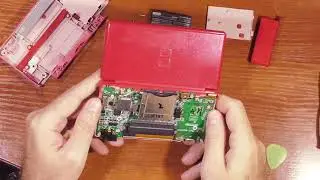 Рабочая Nintendo DS из двух нерабочих