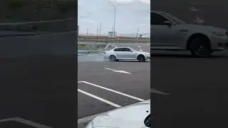 BMW M5 E60 делает грязь на заправке 😁😁😁