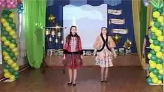 Жестовое пение  - Лаура Саргсян и  Кристина Дубровина - Моя Россия